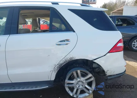 2014 Mercedes-Benz Ml 350 z USA, uszkodzony, nr VIN 4JGDA5JB6EA387128